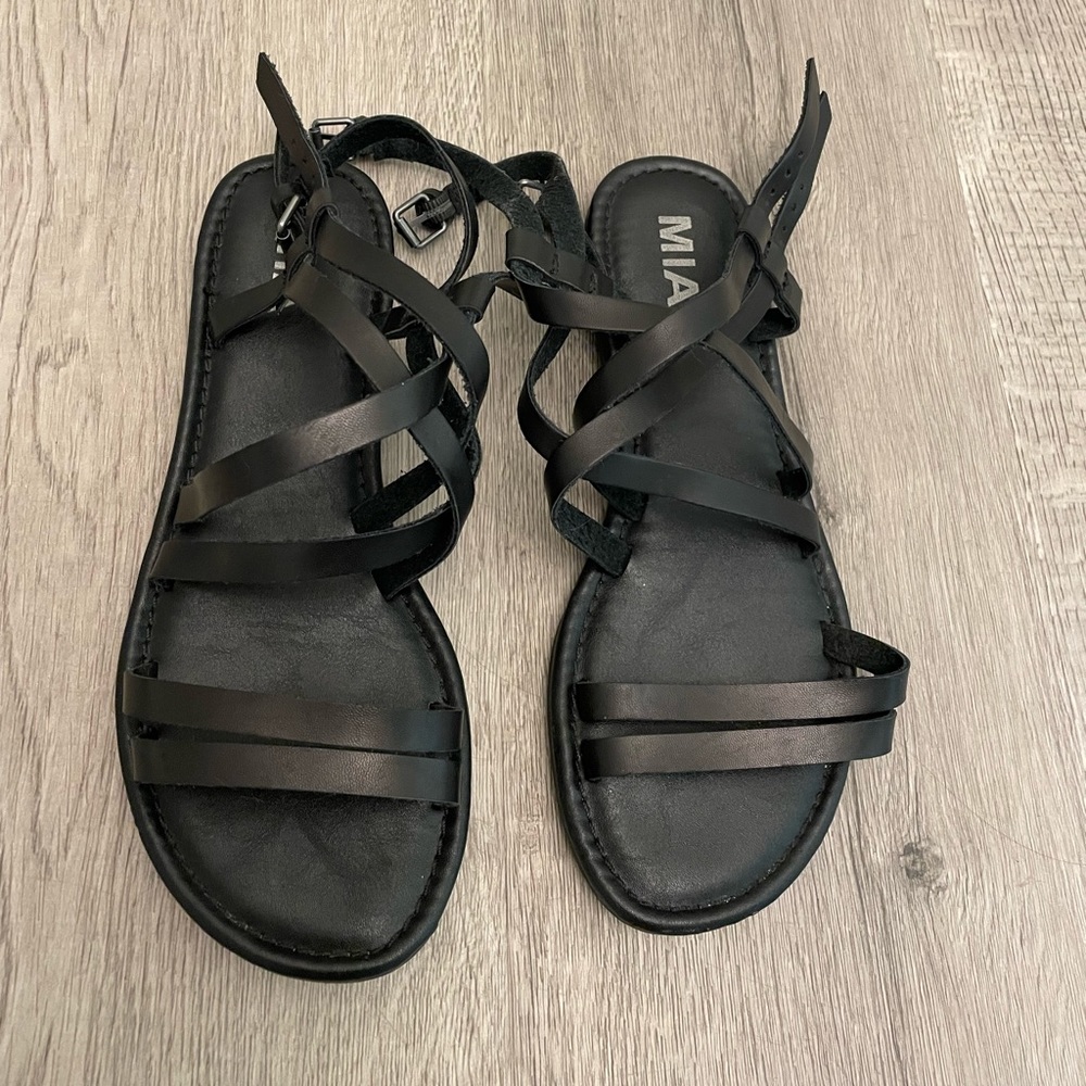 MIA Black Strappy Sandals